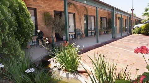 Ningana Motel - Accommodation Guide 3