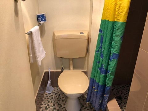 The Astor Hotel Motel - Accommodation Guide 6