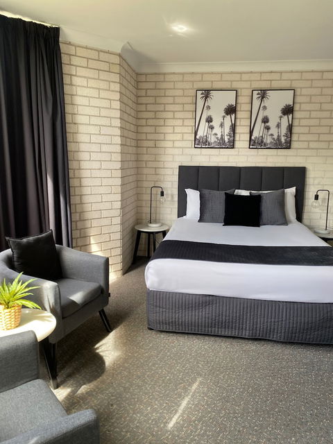 Beach Park Motel - Accommodation Asia 5