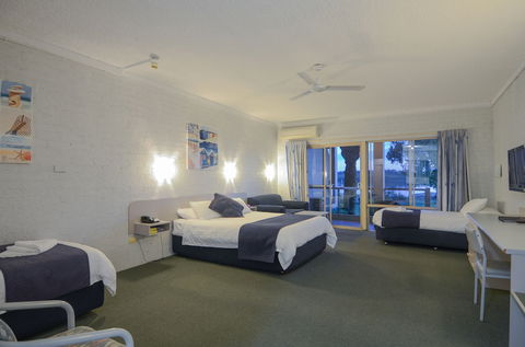 Moby Dick Waterfront Resort Motel - Accommodation Asia 5
