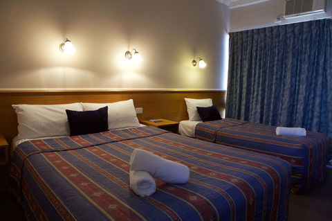 Paddle Wheel Motel - Accommodation Asia 5