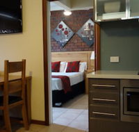 Glenelg Gateway Apartments - Accommodation Asia