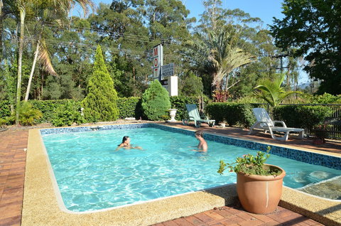 Beerwah Glasshouse Mountains Motel - Accommodation Guide 2