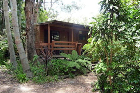 Samurai Beach Bungalows Port Stephens YHA - Accommodation Asia 0