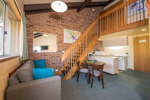 Alpine Gables - Accommodation China 3