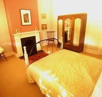 Cromwell House - Accommodation Asia