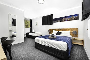 Bald Hills Motel - Accommodation Asia 6