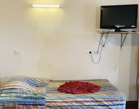 County Lodge Motor Inn - Accommodation Asia 4