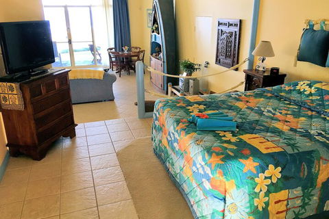 Al Mare Beachfront Retreat - Accommodation Asia 4