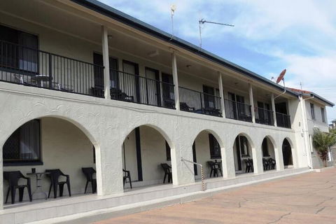 Park View Motel - Accommodation Guide 5