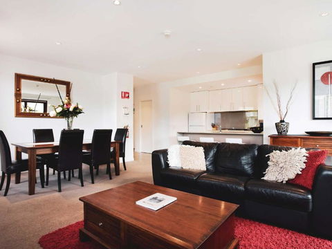 Elevation Apartments - Accommodation Asia 5