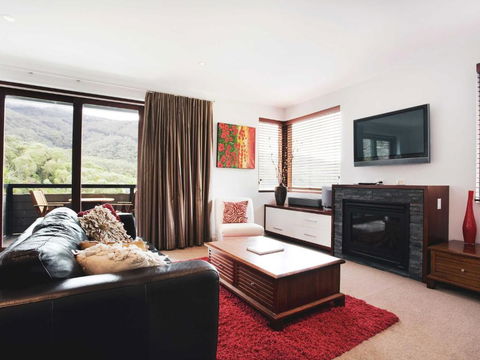 Elevation Apartments - Accommodation Asia 4