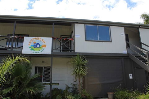 Shady Willows Holiday Park & YHA - Accommodation Asia 5