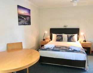 Blue Water Motel - Accommodation Asia 5