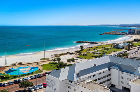 Ocean Centre Hotel - Accommodation Asia 1