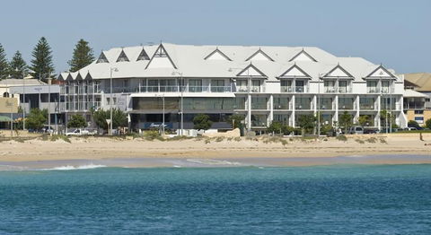 Ocean Centre Hotel - Accommodation Asia 0