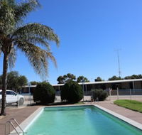 Capri Motel