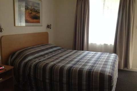 All Seasons Motor Lodge - Accommodation Guide 5