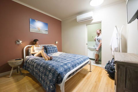Port Lincoln YHA - Accommodation Asia 4
