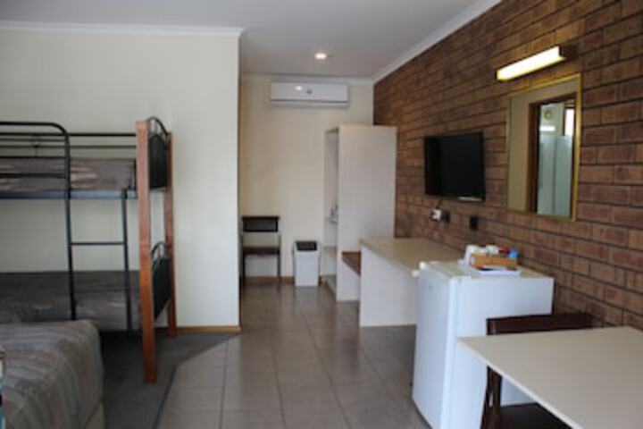 Goldsborough VIC Accommodation Asia