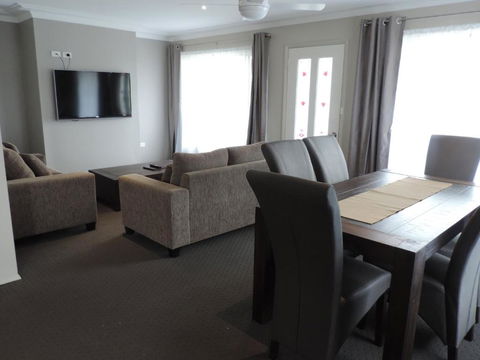 Sussex Shores - Accommodation Guide 6