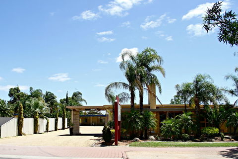 Renmark Motor Inn Motel - Accommodation Asia 0