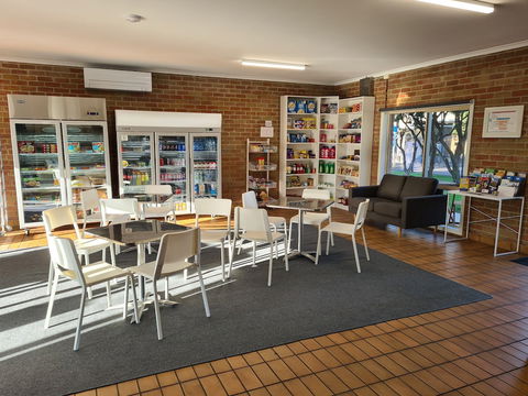 Chelsea Holiday Park - Accommodation Guide 4
