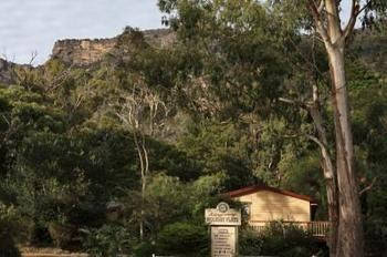 Kingsway Holiday Flats & Gariwerd House. - Accommodation Guide 2