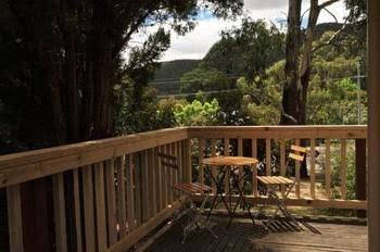 Kingsway Holiday Flats & Gariwerd House. - Accommodation Guide 3