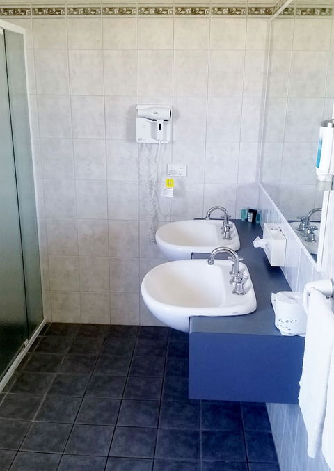 Lacepede Bay Motel - Accommodation Asia 3