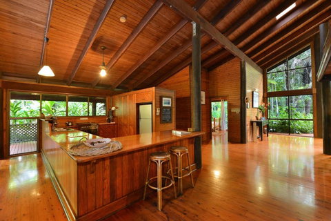 Wait A While Daintree - Accommodation Asia 4