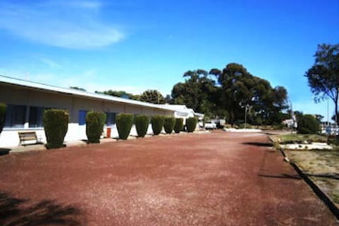 Nhill Holiday Inn - Accommodation Asia 7