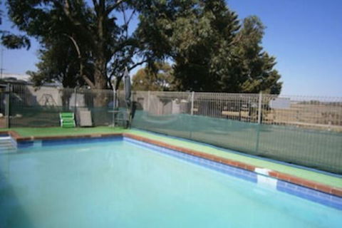 Nhill Holiday Inn - Accommodation Asia 1