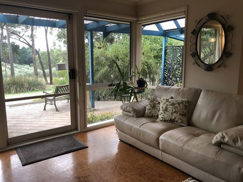 Countryside Connections Spa Cottage - Accommodation Asia 6