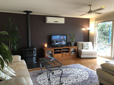 Countryside Connections Spa Cottage - Accommodation Asia 4