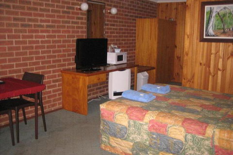 Orbost Country Road Motor Inn - Accommodation Guide 6