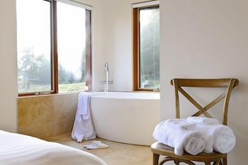 Adventure Bay Retreat - Accommodation Asia 4