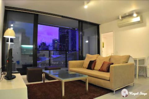 Royal Stays Apartments Docklands - Accommodation Asia 6