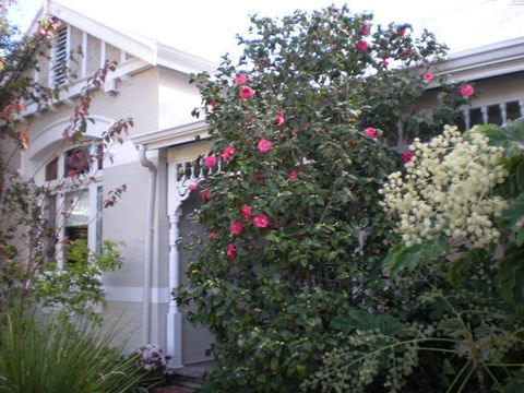Durack House - Accommodation Guide 5