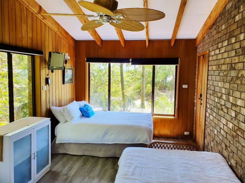 Marazul Paradise Beach House - Accommodation Guide 6