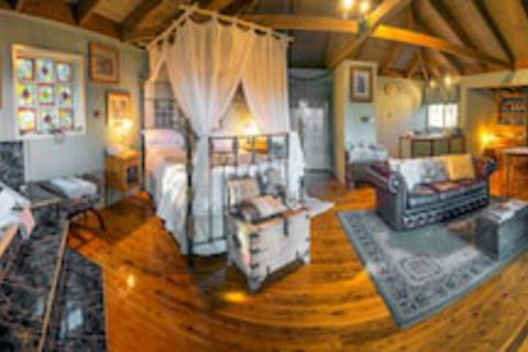 Observatory Cottages - Accommodation China 0