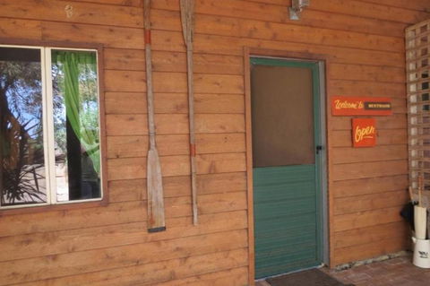 Bentwood Olive Grove Accommodation - Accommodation Guide 2