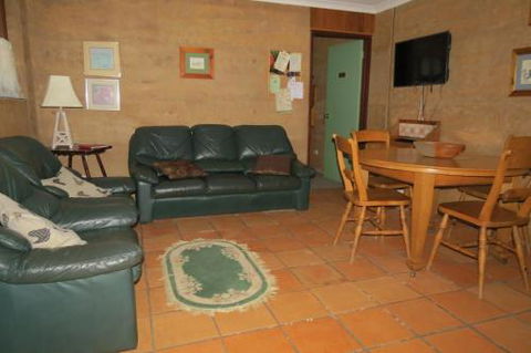 Bentwood Olive Grove Accommodation - Accommodation Guide 5
