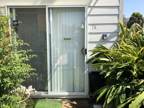 Sydney Executive Garden Apartments - Accommodation Guide 1
