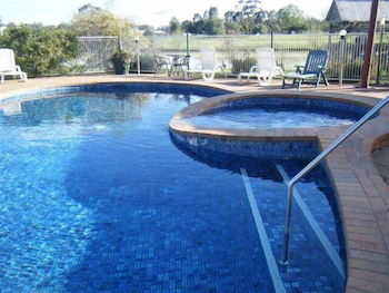 Paradise Lakes Motel - Accommodation Asia 1
