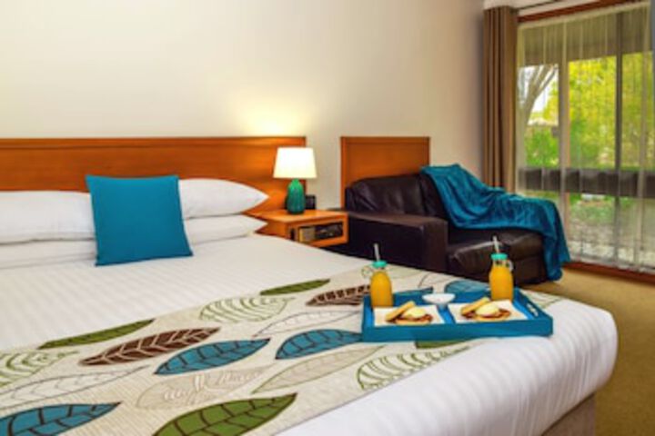 Ganmain NSW Accommodation Asia