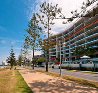 Silvershore Apartments on the Broadwater - Accommodation Asia