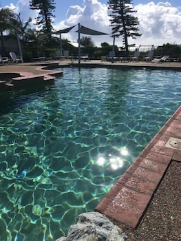 Diamond Beach Holiday Park - Accommodation China 3