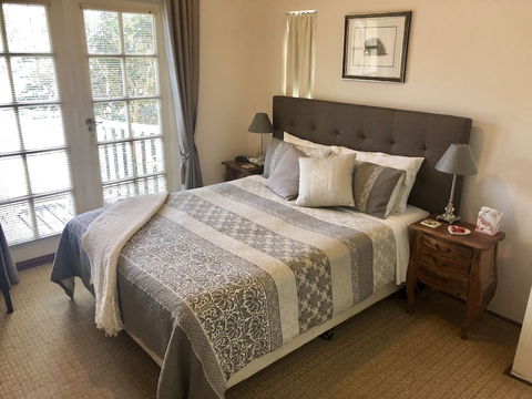 Dunmoylen House - Accommodation China 6