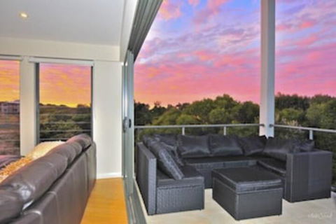 Loka Santi - Accommodation Asia 5